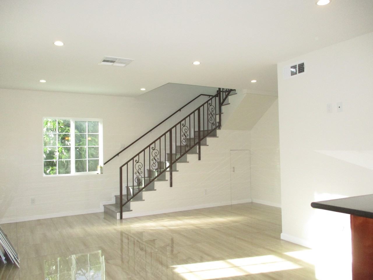 6516 Beck Avenue - Photo 3 of 24