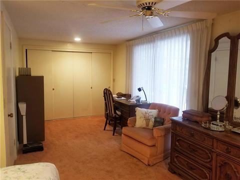 15937 Leavenworth Rd - Photo 3 of 9