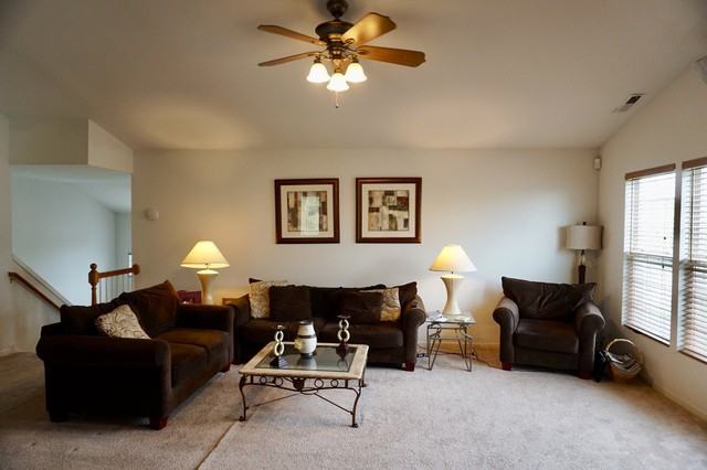 465 Metropolitan St - Photo 2 of 18