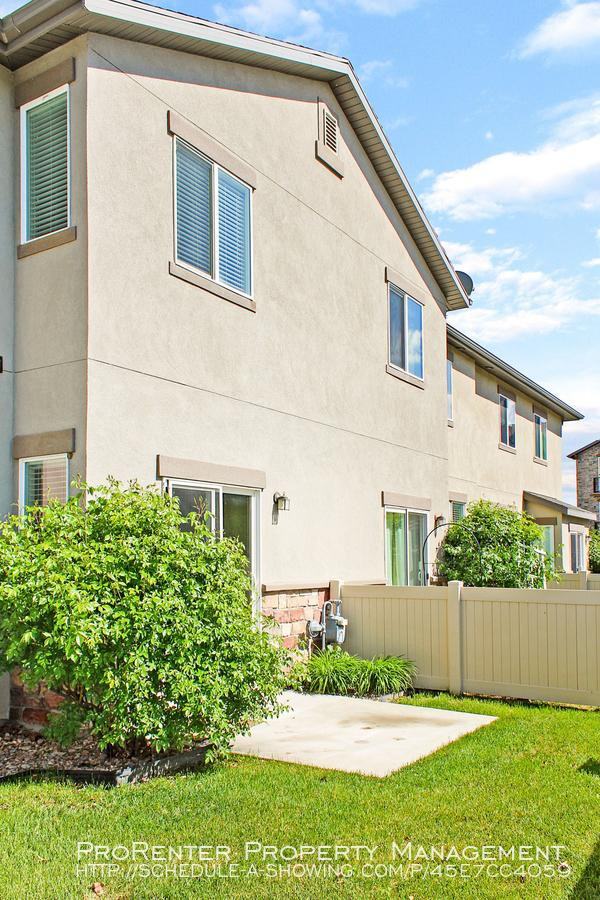 673 N 310 W - Photo 2 of 23