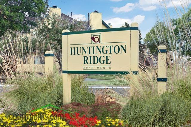 Huntington Ridge Apartments 9896 E Louisiana Dr, Aurora, CO 80247