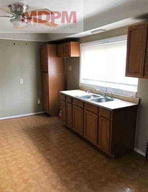 530 Frazier St - Photo 3 of 7