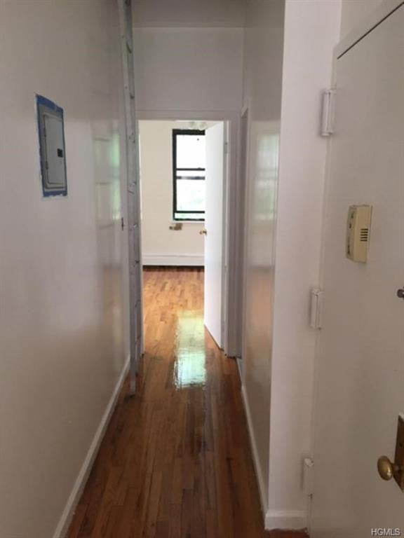 1053 Trinity Ave - Photo 3 of 6