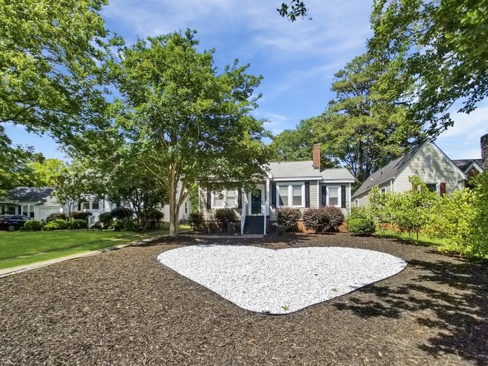 12 Brookway Dr - Photo 3 of 27