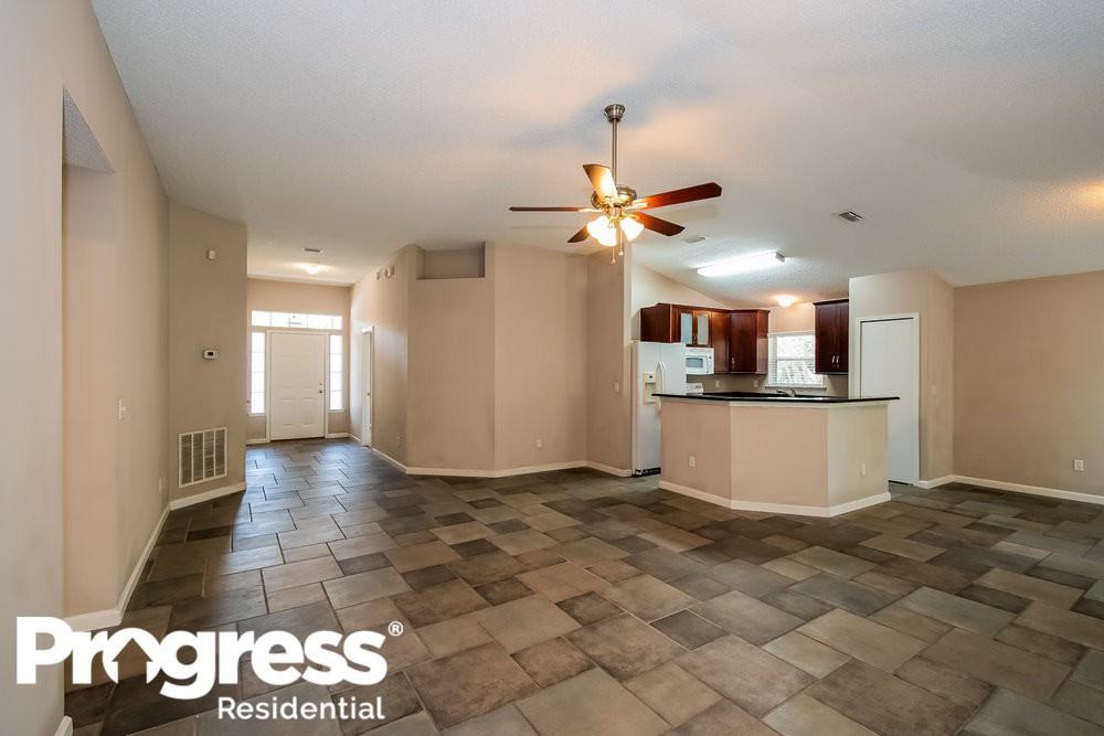 3287 Cancun Dr E - Photo 3 of 17