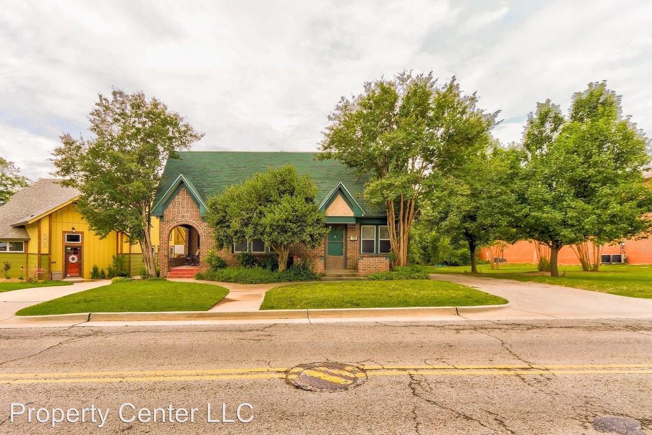 514 NW 30th St - Photo 2 of 27