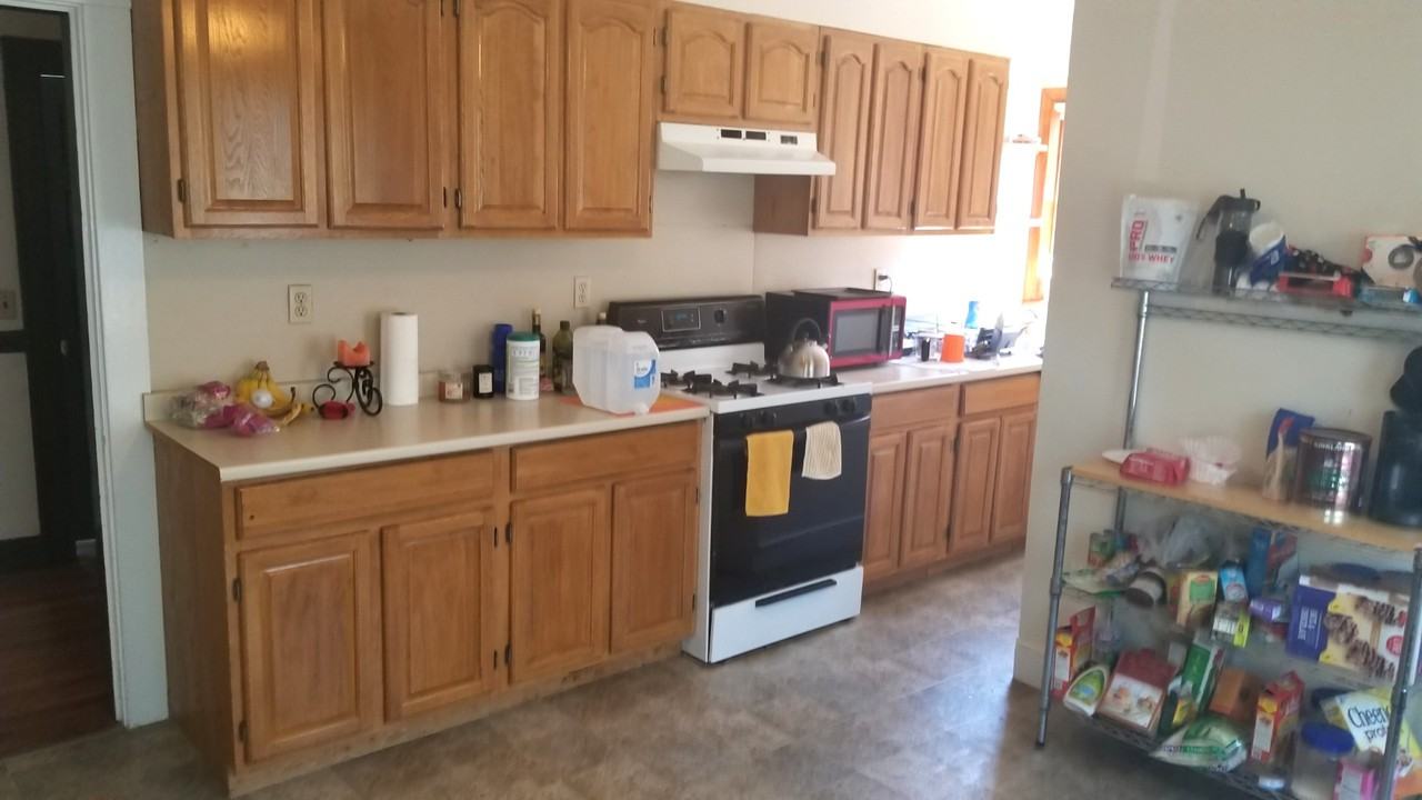 652 Washington Street - Photo 2 of 13