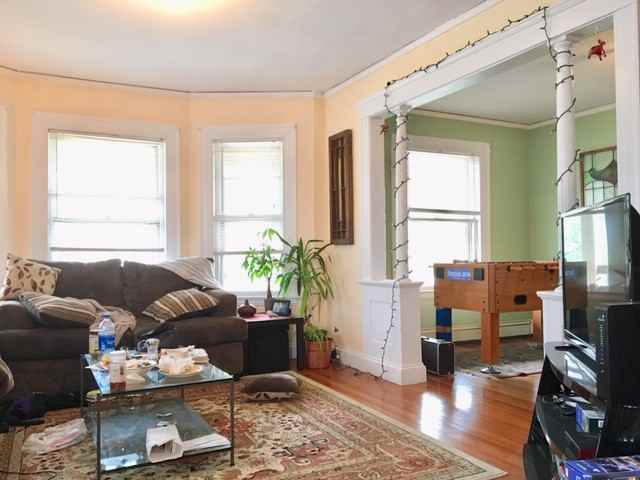 652 Washington Street - Photo 3 of 13