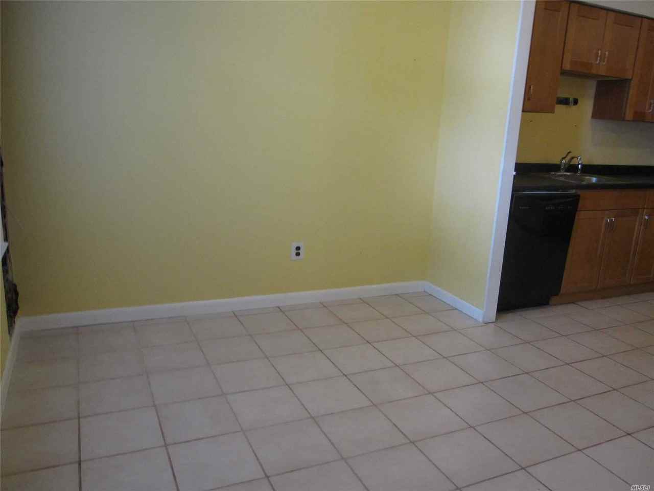 211J Springmeadow Dr - Photo 3 of 20