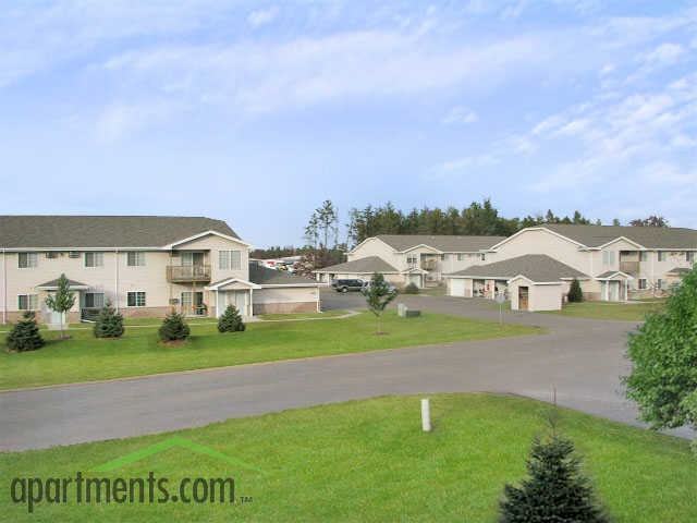 Pinehaven Apartments - Photo 2 of 9
