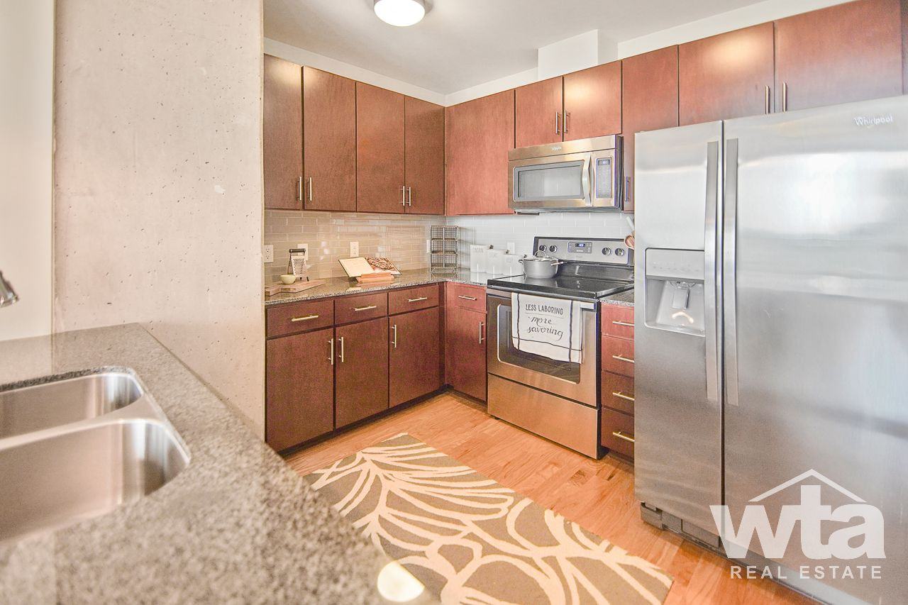 51 RAINEY ST - Photo 2 of 32