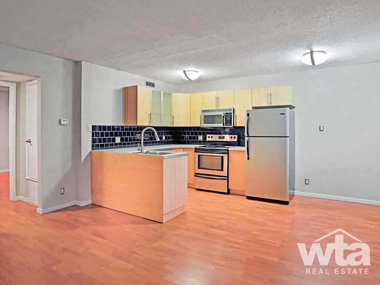 2207 SOUTH 5TH ST - Photo 3 of 17