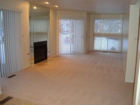 1071 Courtland Dr - Photo 3 of 7