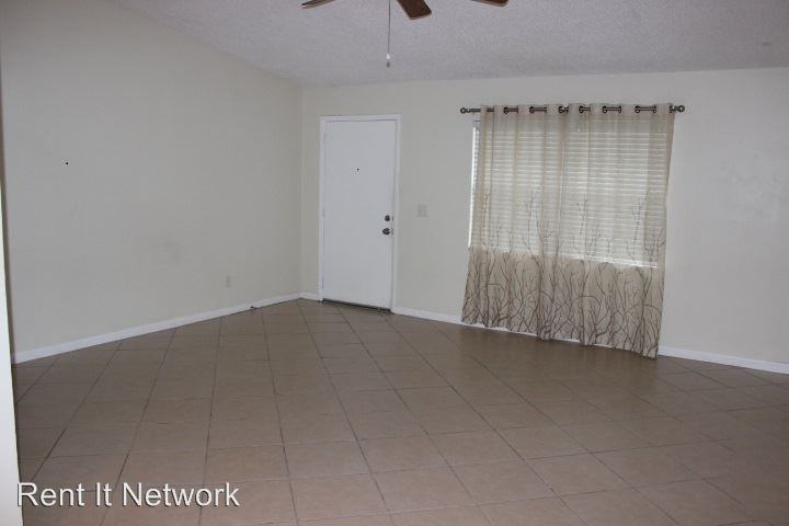 6606 Winding Oak Dr - Photo 3 of 20