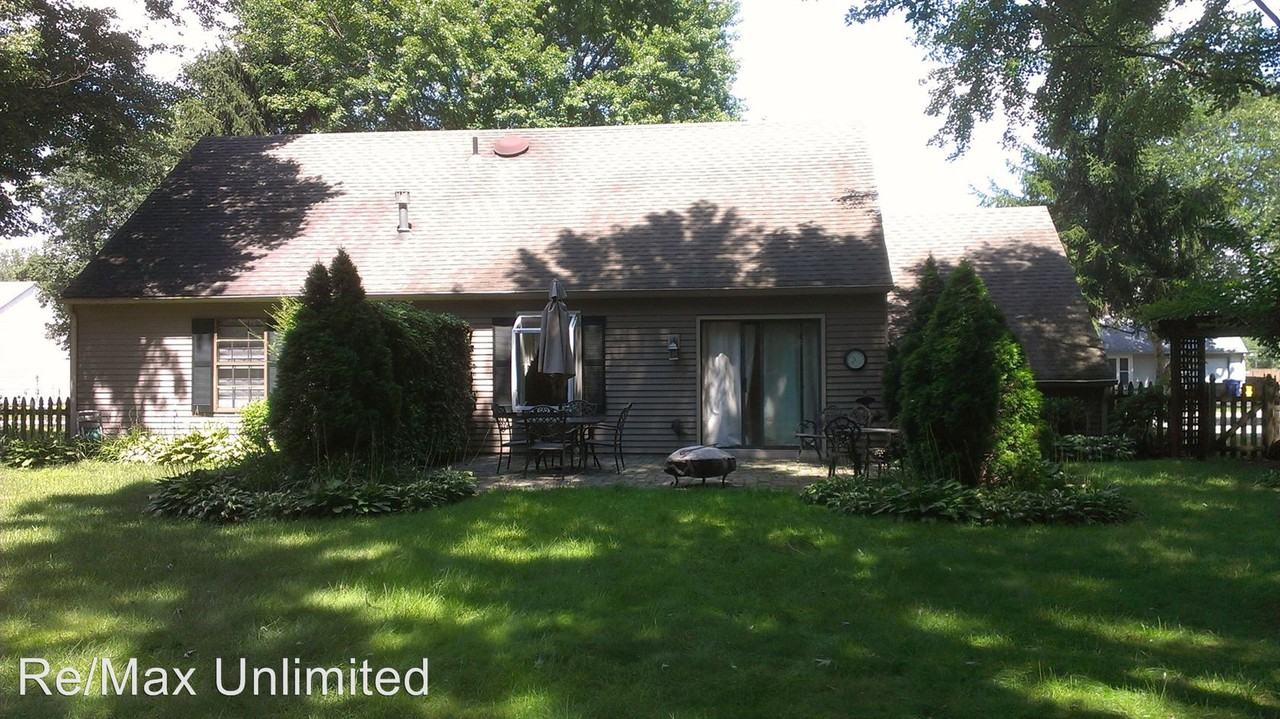24 Dover Rd - Photo 3 of 23