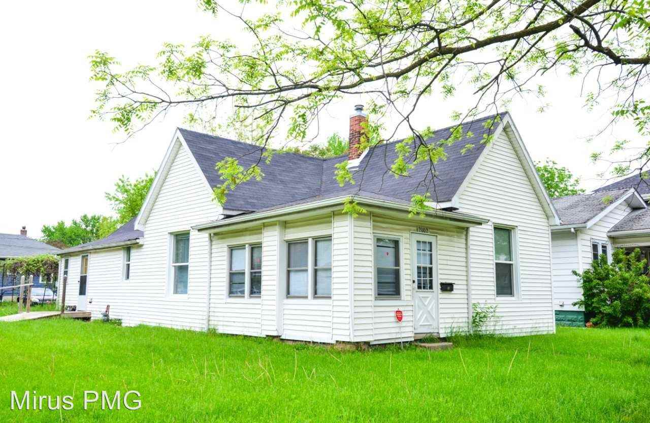 2002 Underwood St - Photo 2 of 2