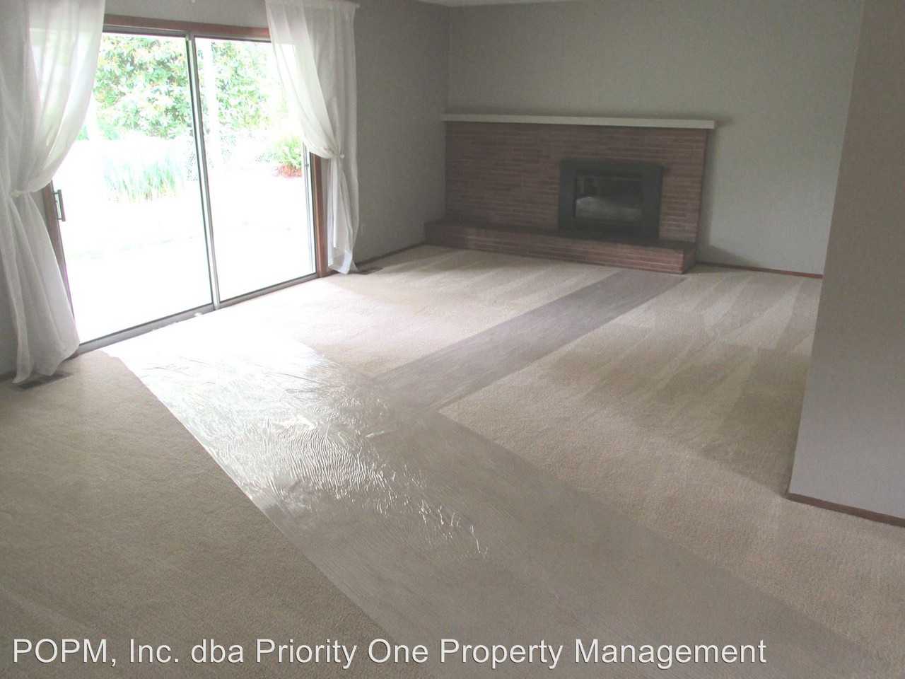 4905 Se Mintone Dr. - Photo 2 of 8