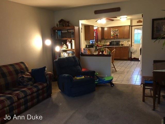 1826 Cardinal Dr - Photo 2 of 10