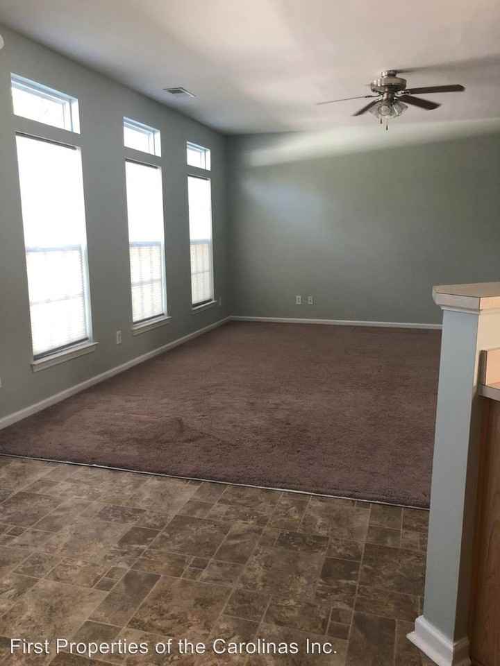 158 Autumn Falls Dr - Photo 3 of 23