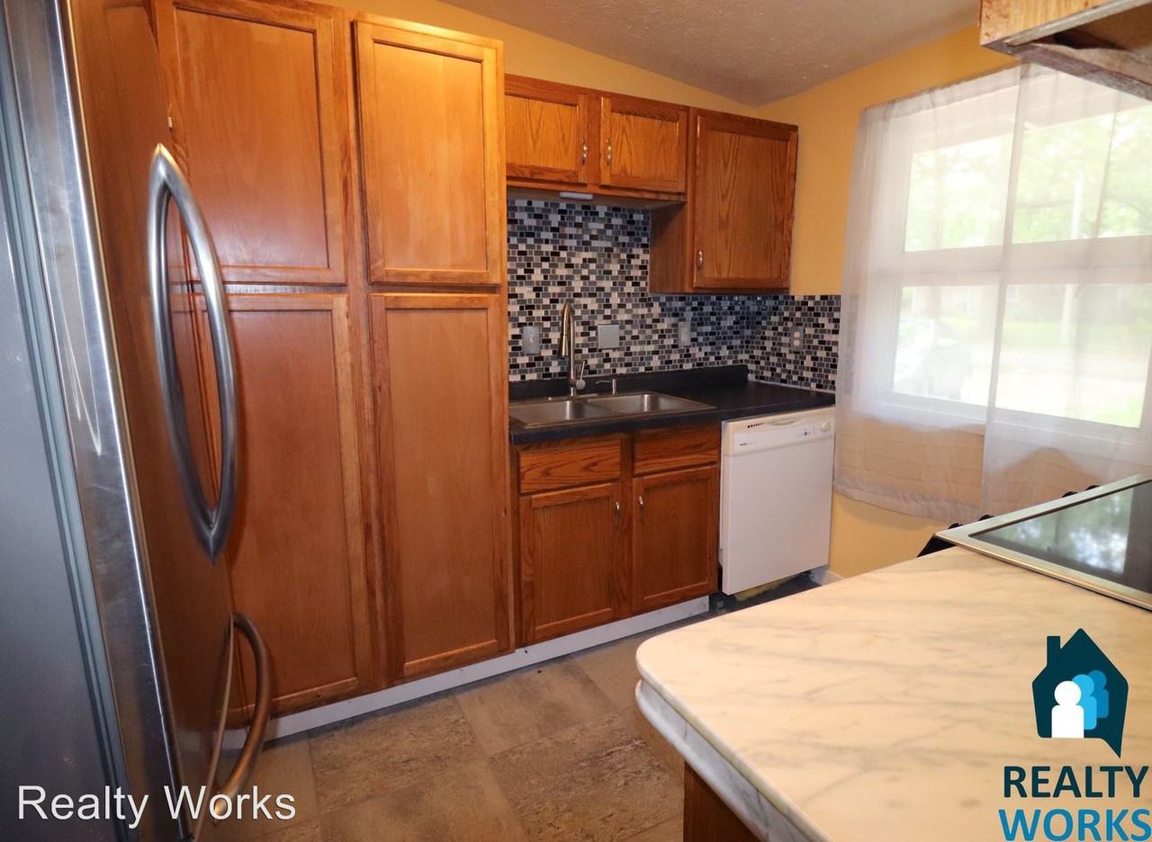 338 W Rio - Photo 2 of 11