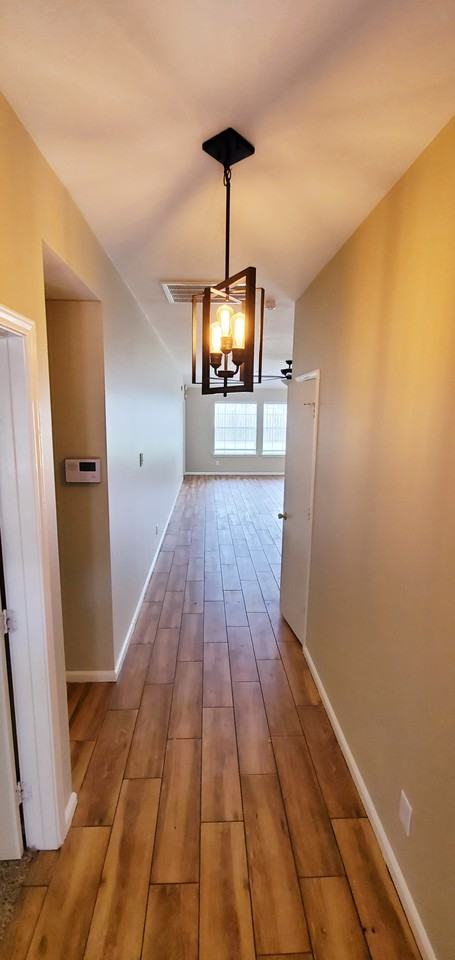 17426 Glenmorris Dr - Photo 2 of 14