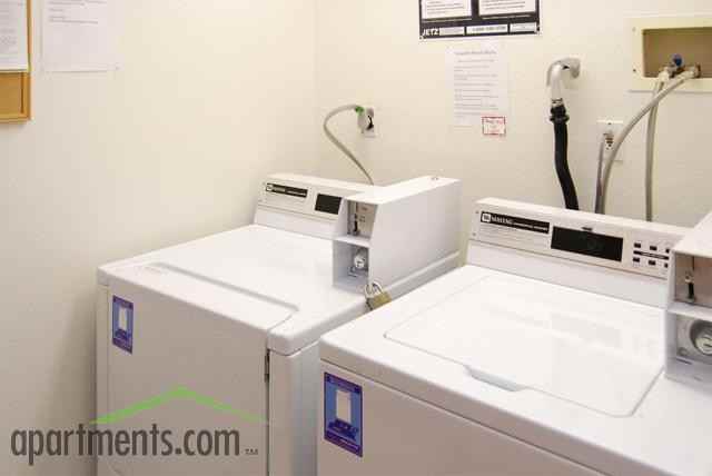 Ottumwa Heights Apartments - Photo 3 of 8