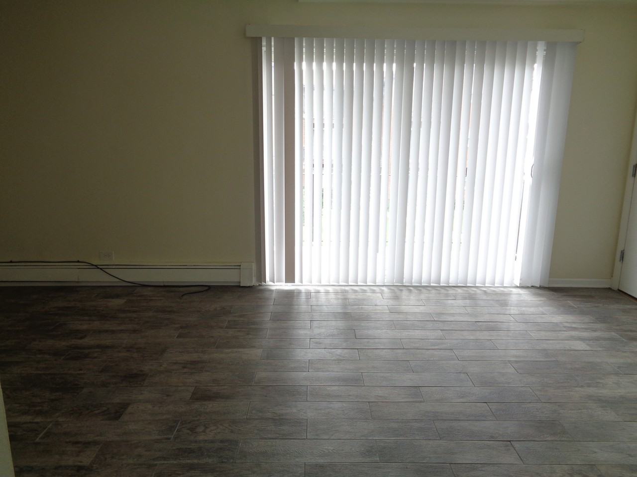 7323 W 79th St #B1 - Photo 2 of 9