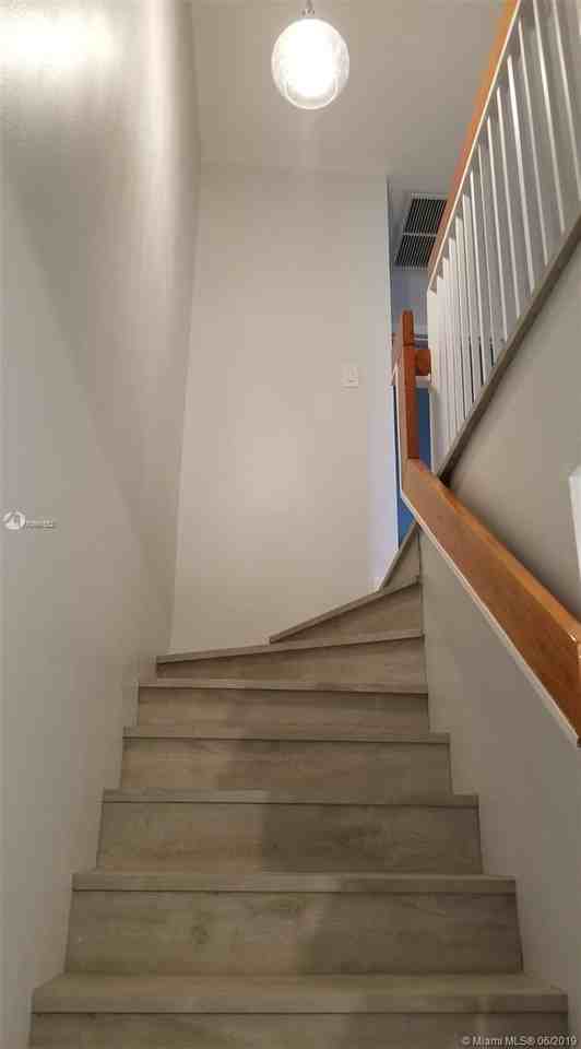 1168 Northwest 97th Avenue - Photo 3 of 9