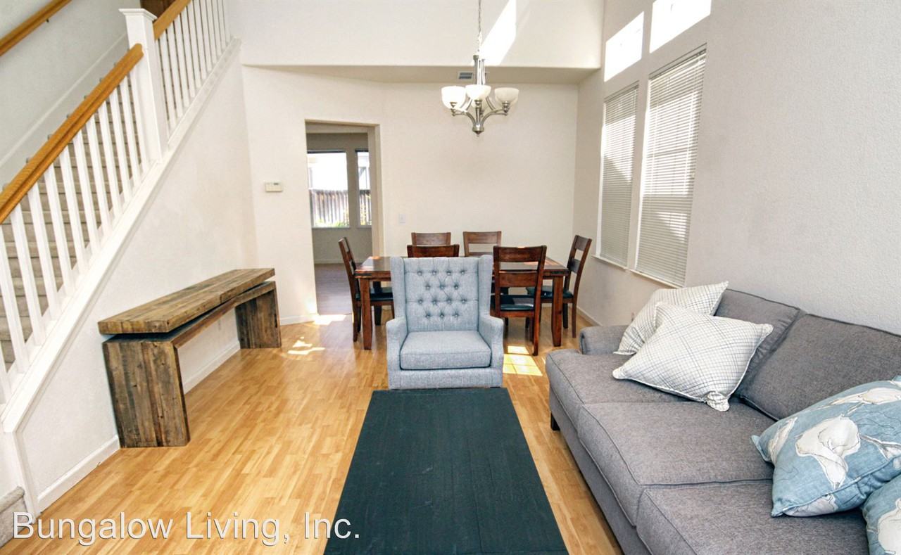 925 Wilks St - Photo 2 of 12