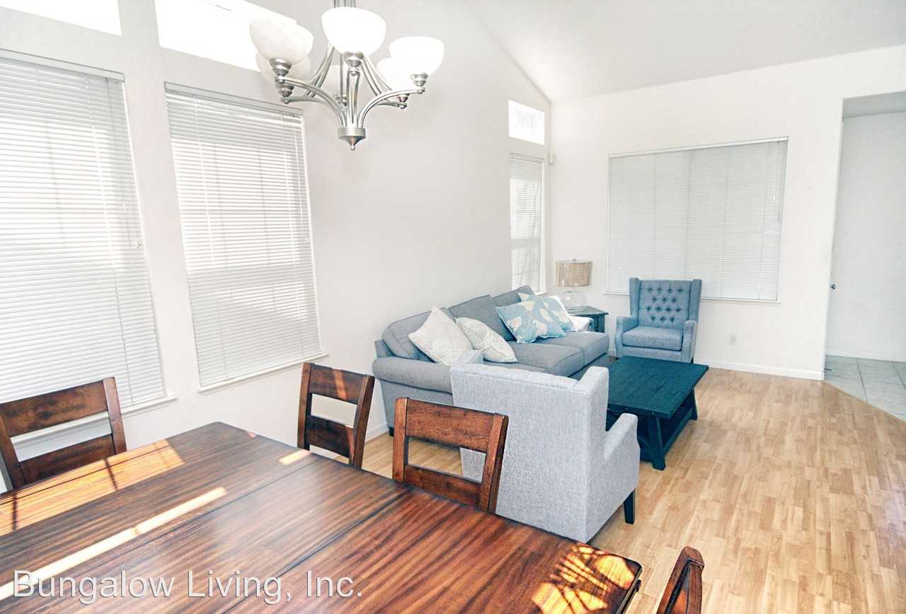 925 Wilks St - Photo 3 of 12