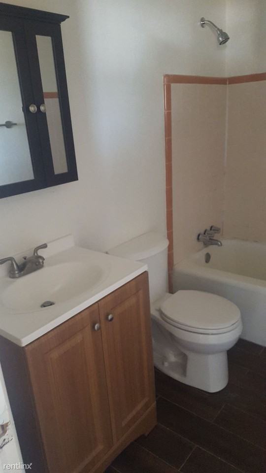 603 N D St - Photo 3 of 15