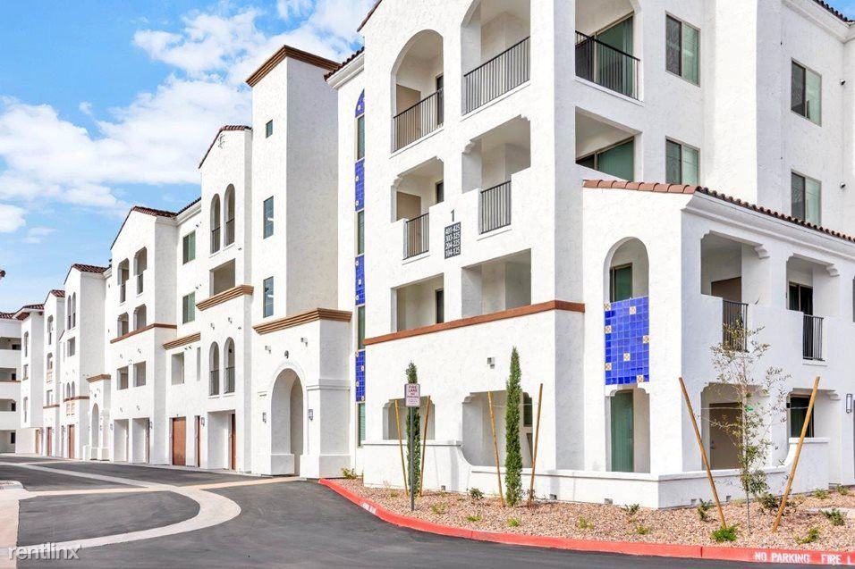 Brand New Mid-Rise Luxury Community - Photo 2 of 15