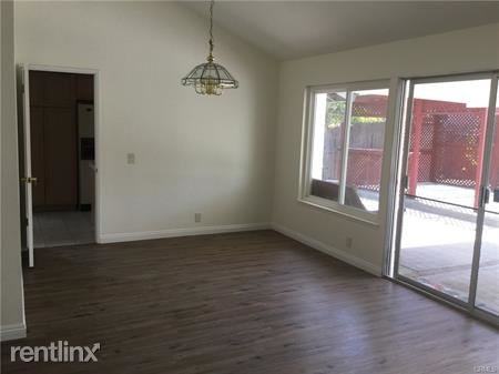 502 W Bell Ave - Photo 2 of 20