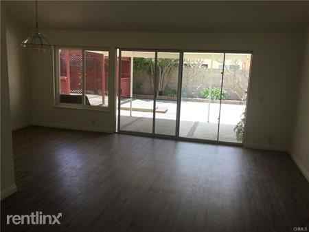 502 W Bell Ave - Photo 3 of 20