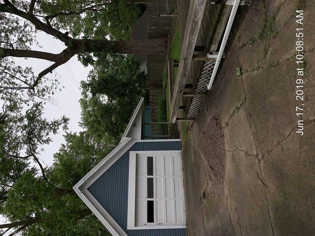 409 W Barnes Ave - Photo 2 of 33