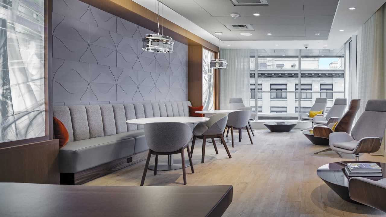 Helios - Photo 2 of 50