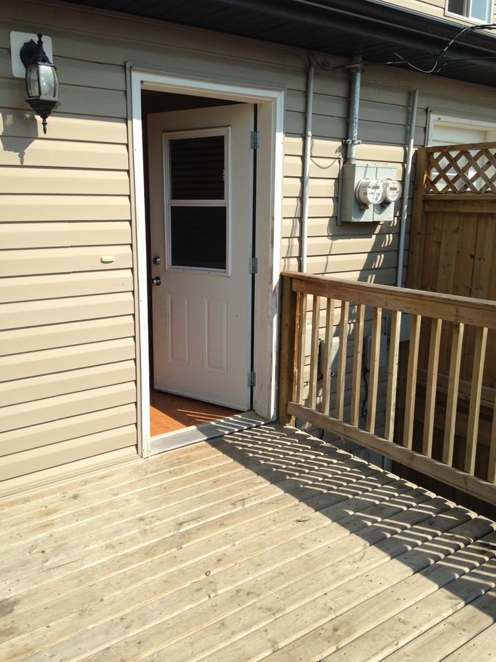 5136 53 Street - Photo 2 of 9