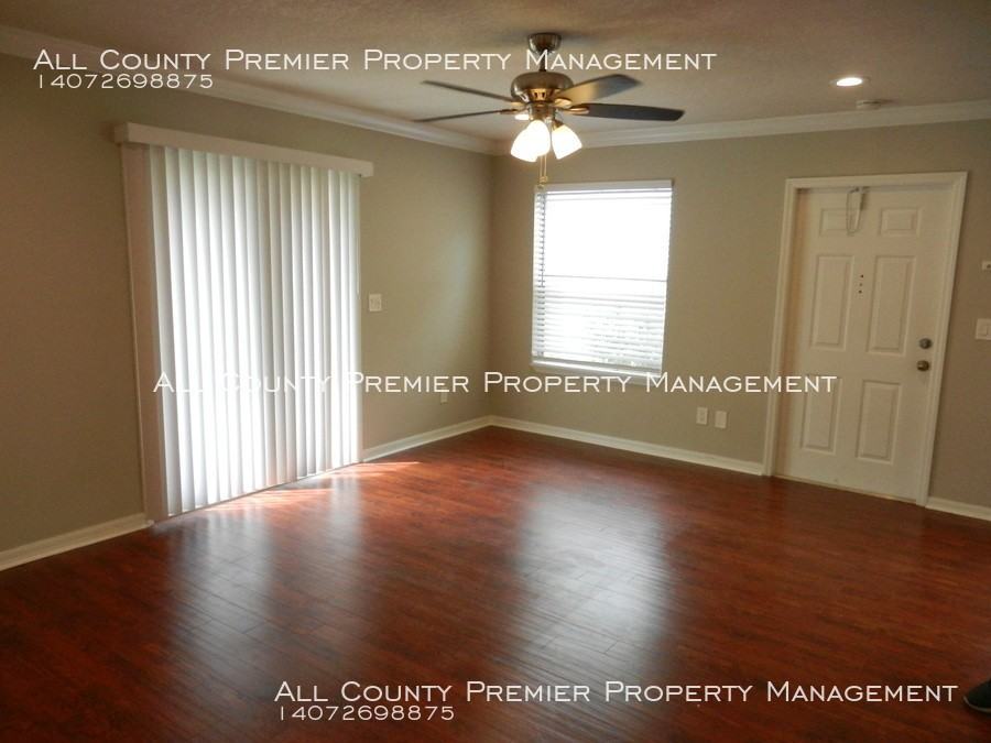 200 S Sweetwater Blvd - Photo 3 of 10