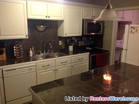 N114W16965 Armada Dr - Photo 2 of 10