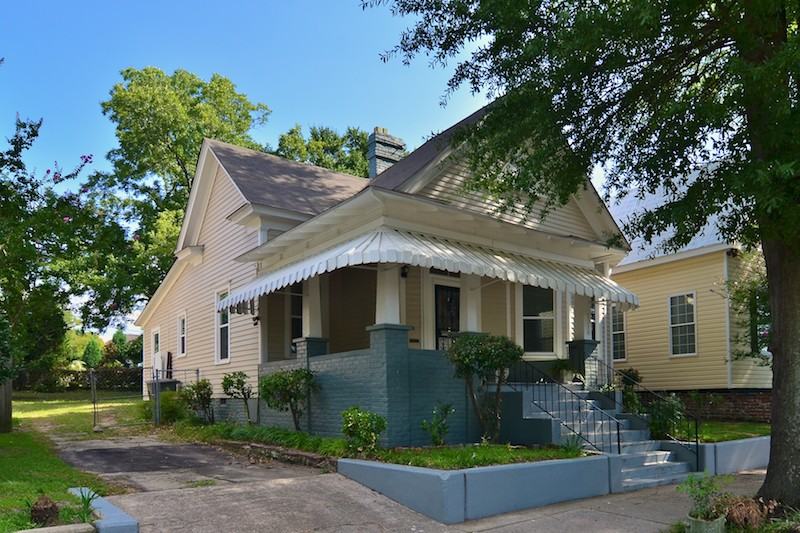 2318 Laurel St - Photo 2 of 27