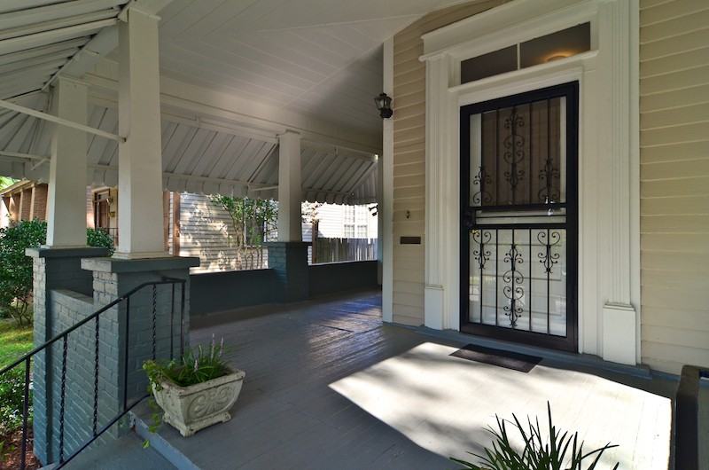 2318 Laurel St - Photo 3 of 27