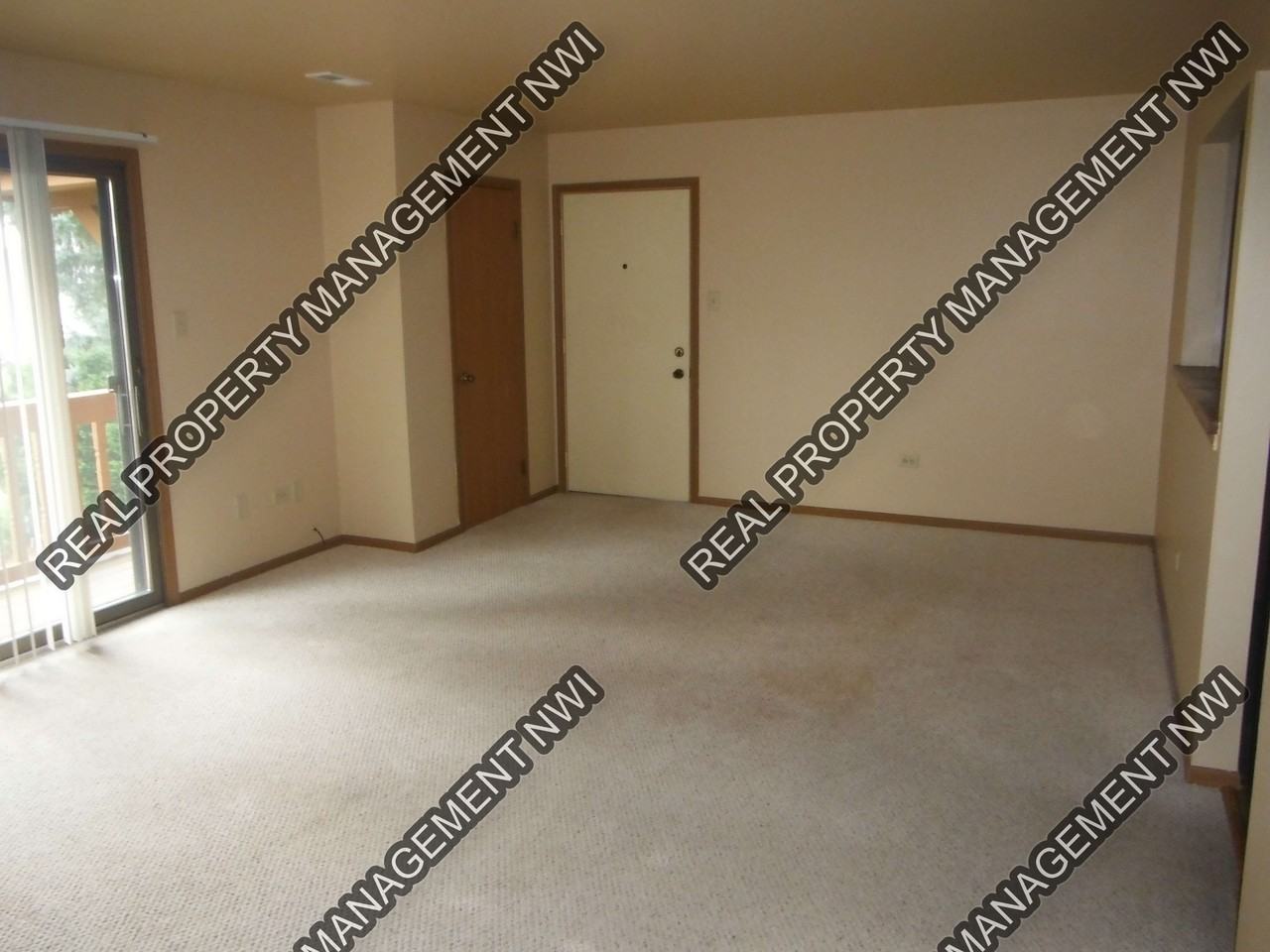 9532 Keilman St - Photo 2 of 10