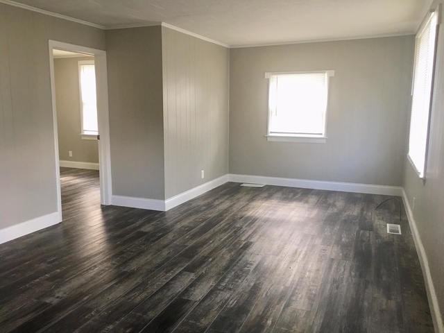 616 Durham St #1 - Photo 3 of 17