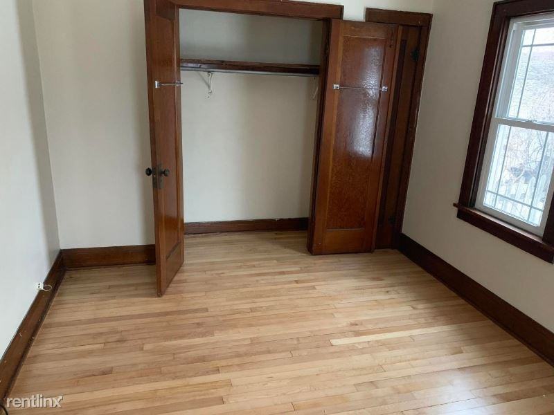 1158 N 46th St - Photo 3 of 7