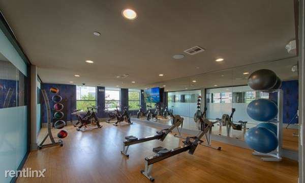 2900 Milam Street - Photo 2 of 12