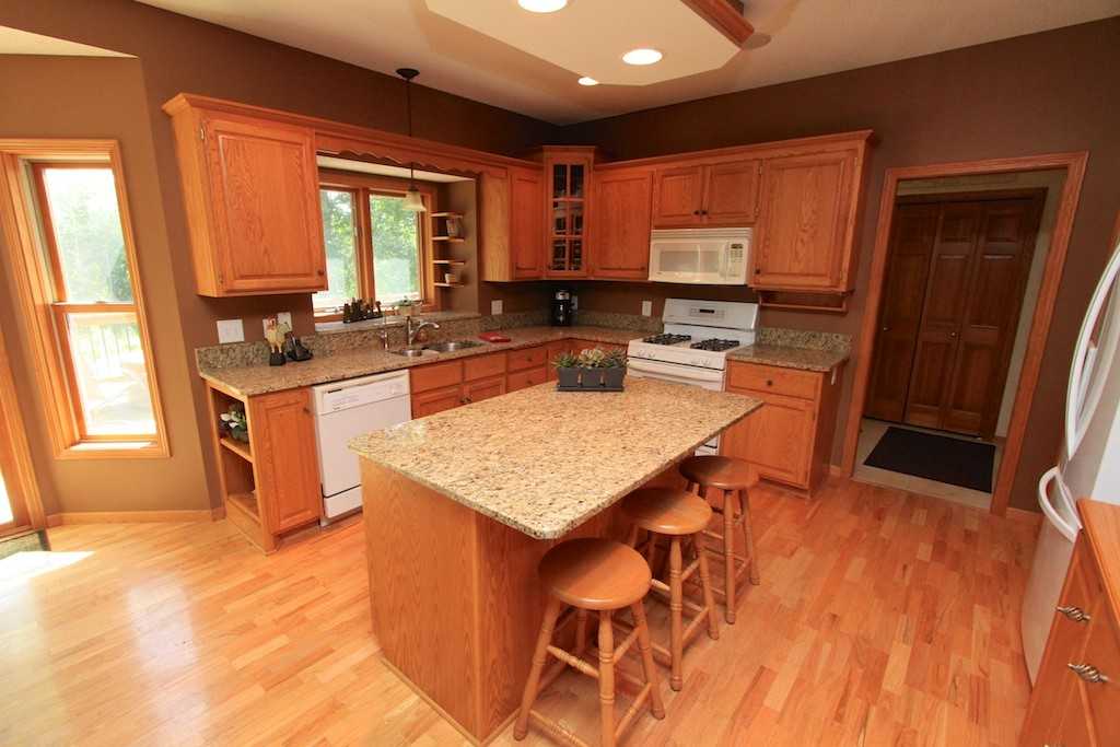 16070 201st Ave NW - Photo 2 of 43