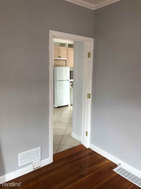 10 Pratt St - Photo 3 of 11