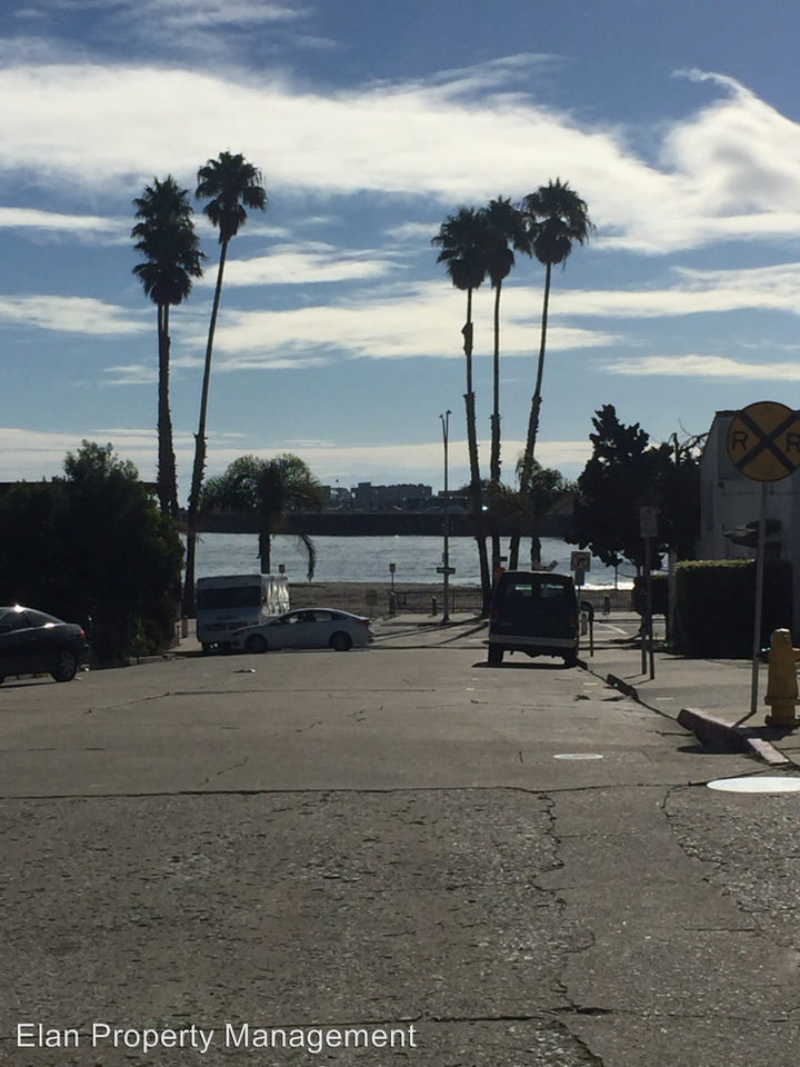 124 - 206 First Street - Photo 2 of 13