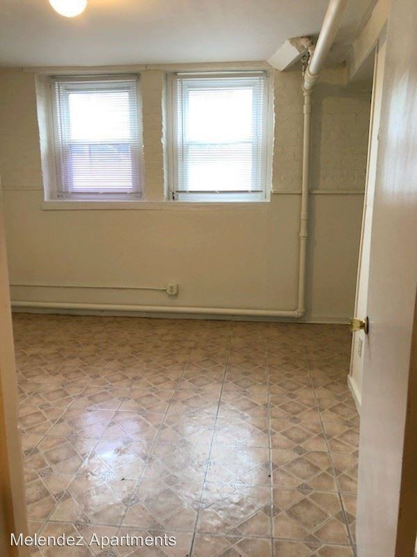 559 Broadway - Photo 3 of 6