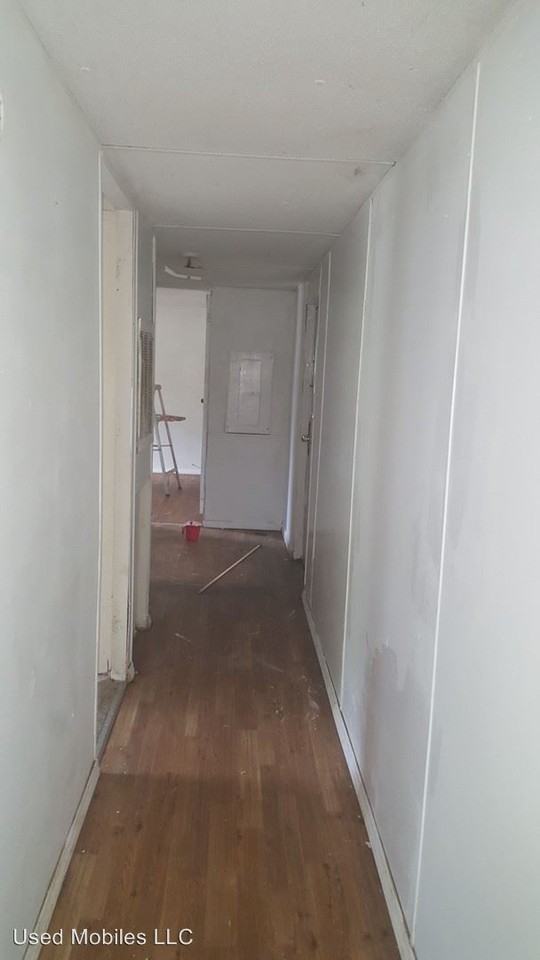 47 Sandy Ln - Photo 2 of 4